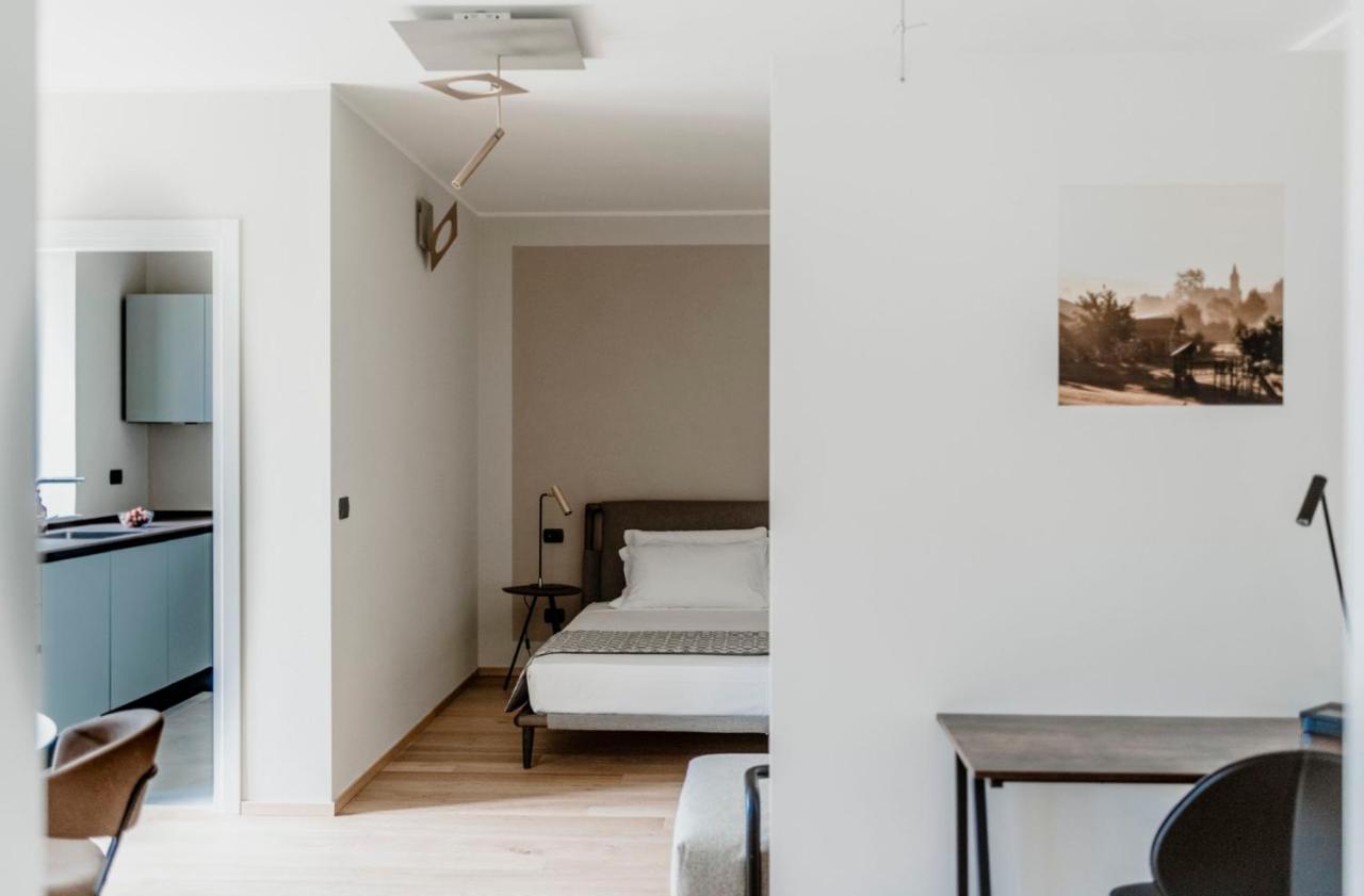 Parco Reala // Rural - Luxury - Rooms Corneliano d'Alba Εξωτερικό φωτογραφία