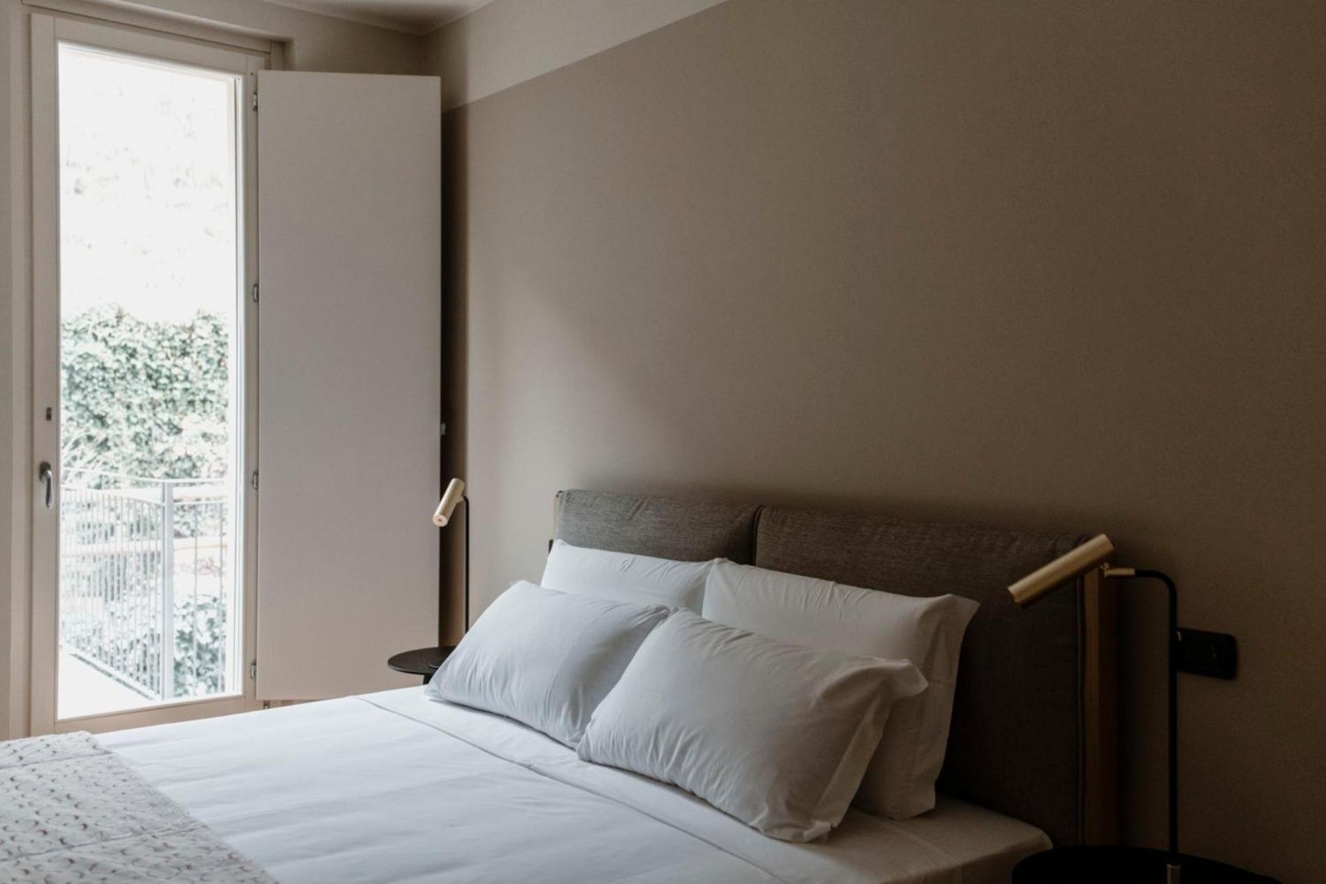 Parco Reala // Rural - Luxury - Rooms Corneliano d'Alba Δωμάτιο φωτογραφία